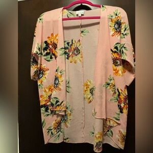 Like new lularoe bianka kimono cover up